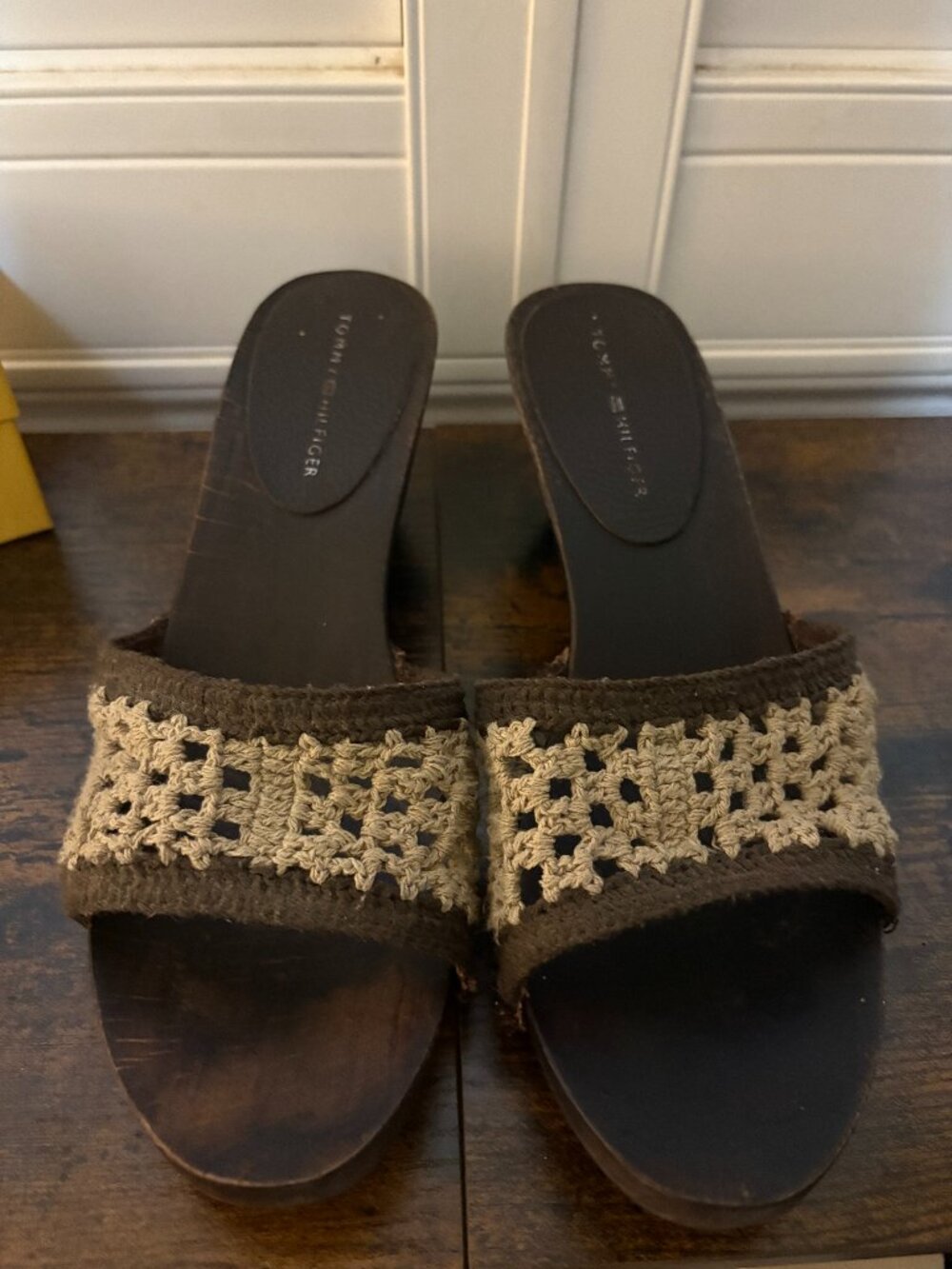 Size 10 Tommy Hilfiger Macrame Wooden Sole Slides With Grommet Detail